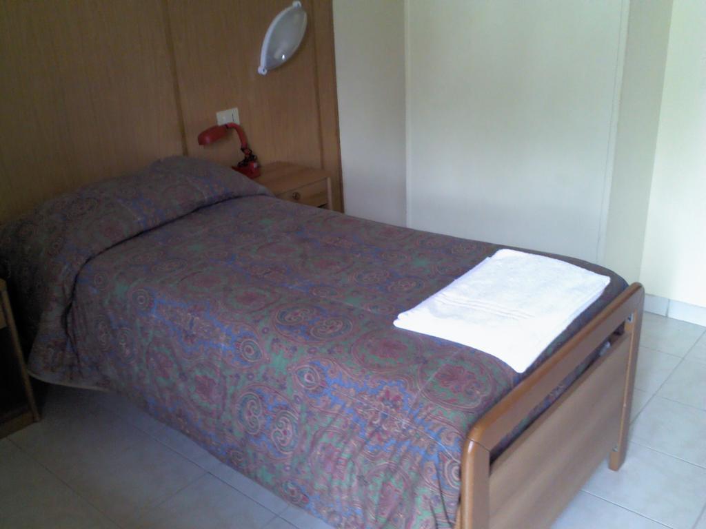 Albergo Magrini Della Genga Genga  Szoba fotó