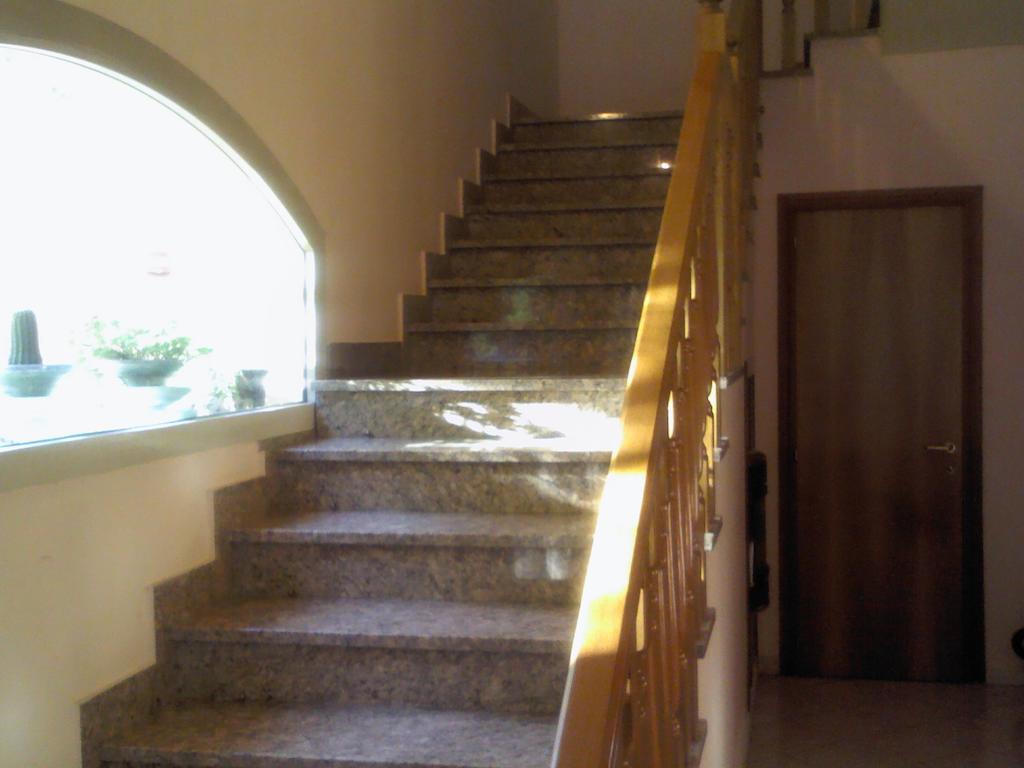 Albergo Magrini Della Genga Genga  Kültér fotó